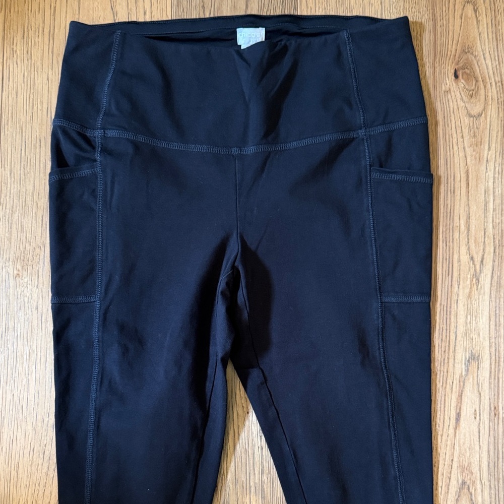 😊Chico's Black Zenergy Stretch Leggings